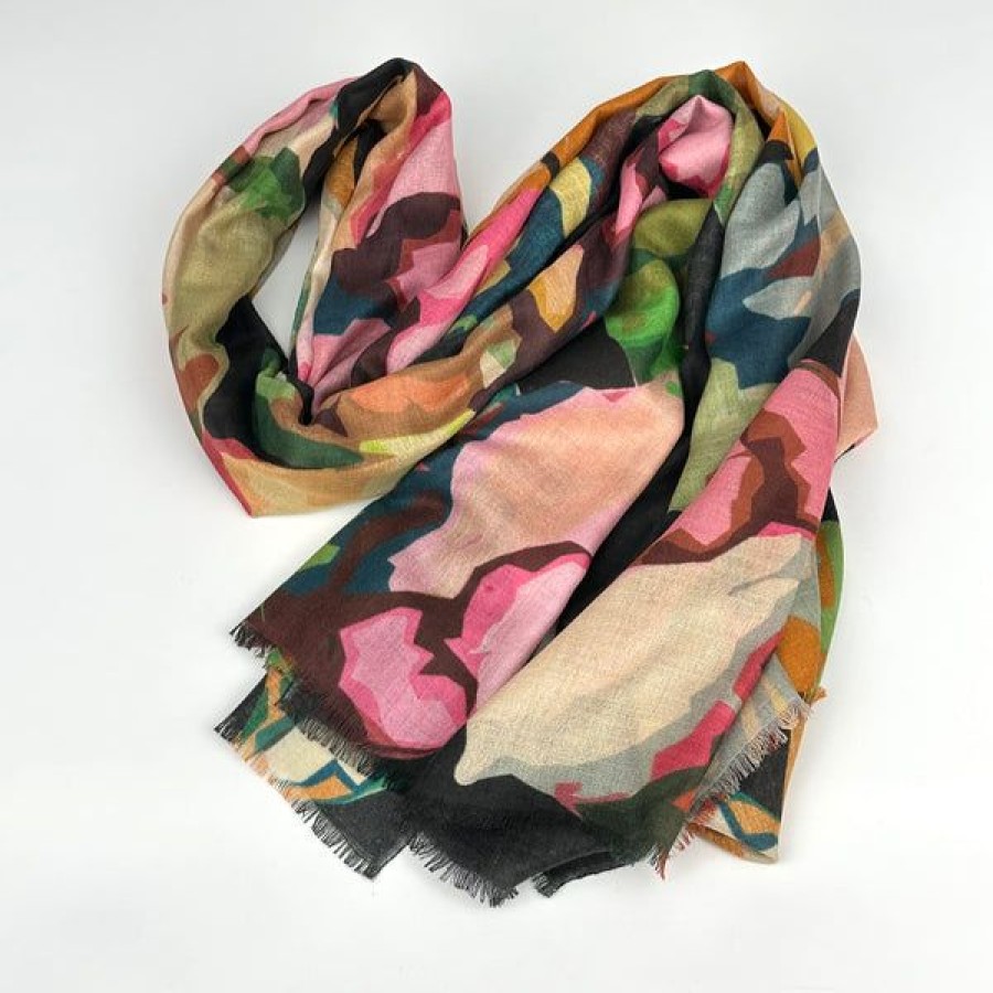 Accessories Kinross Cashmere | Winter Floral, Black Multi