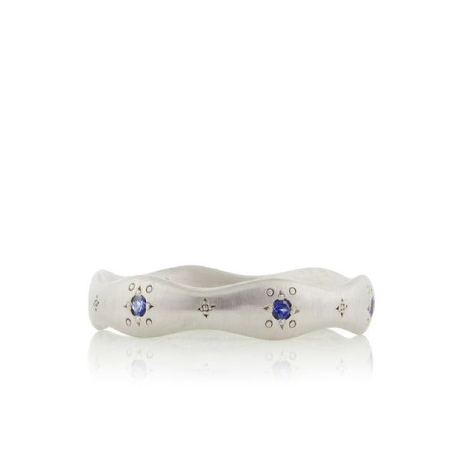 Jewelry Adel Chefridi | Etched Wavy Ring, Silver & Sapphire