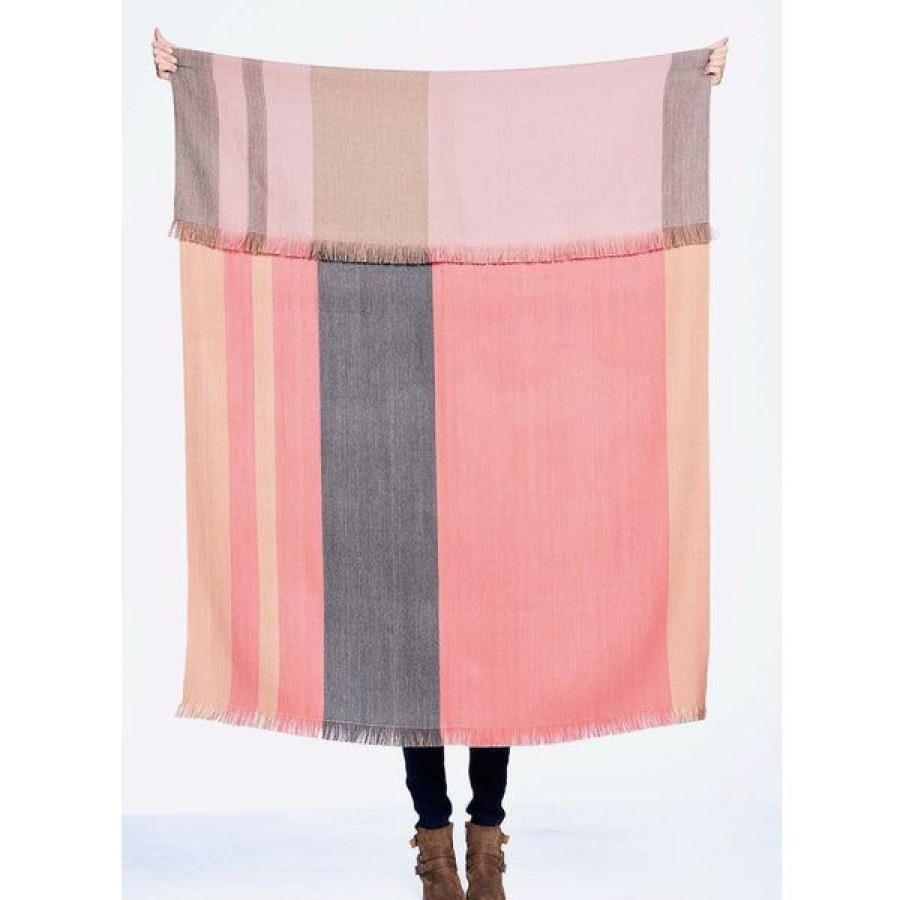 Housewares Shupaca | Alpaca/Acrylic Throw - Peach Bloom